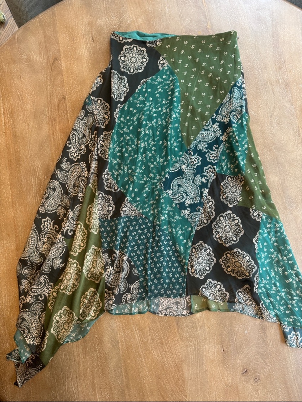 Guess Green Bandana Print Skirt